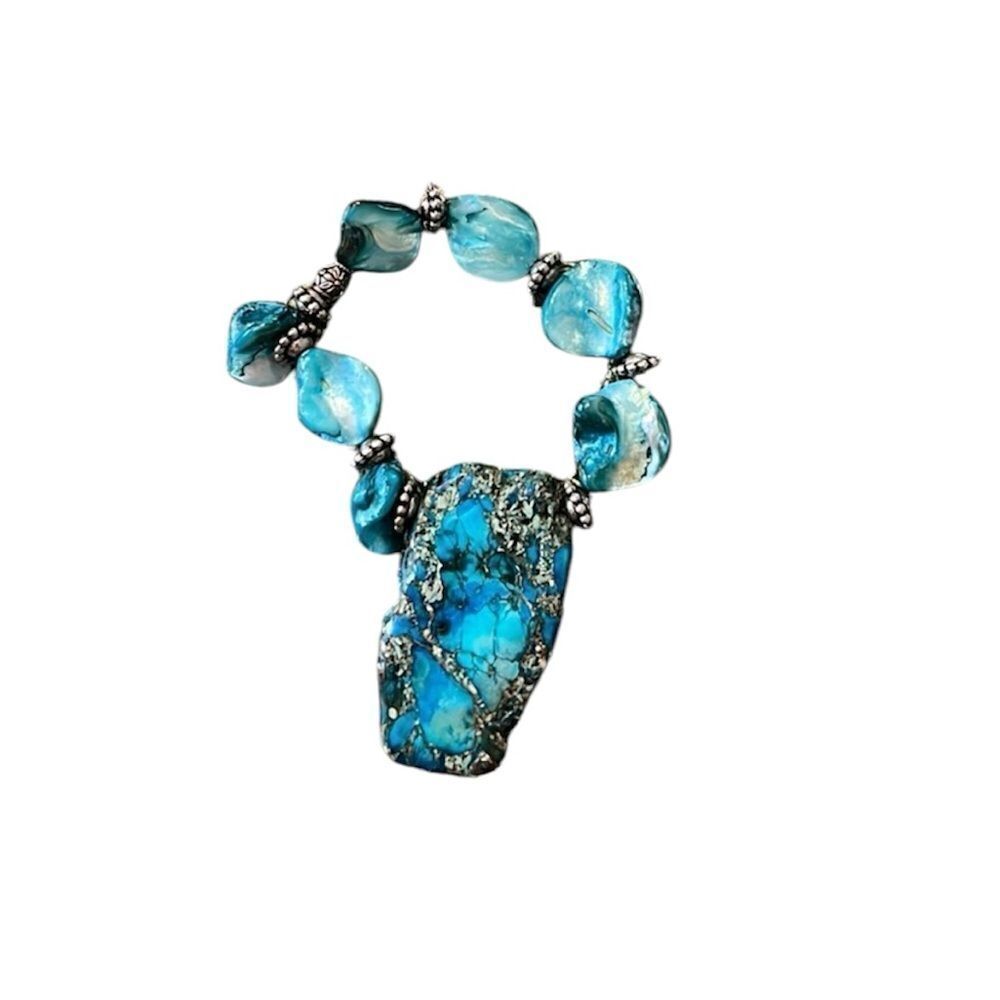 NWT Angela’s Designs unique handmade turquoise dyed howlite bead dangle bracelet